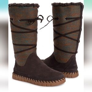 Muk Luks Women’s Flexi New
York Boots Suede Chocolate Brown Size 10 NWT